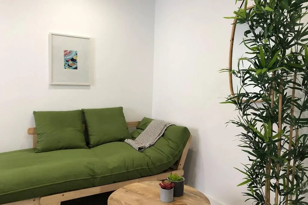 M3 Terrace. Cool Apartment 15 Min Center By Metro Esplugues de Llobregat Spain